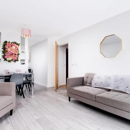 Fairytale 2 Bedroom Centre Free Parking 아파트 *