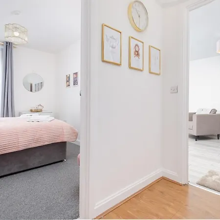 Fairytale 2 Bedroom Centre Free Parking 아파트